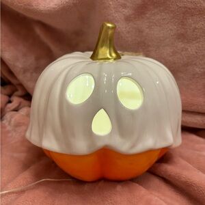 ghost pumpkin